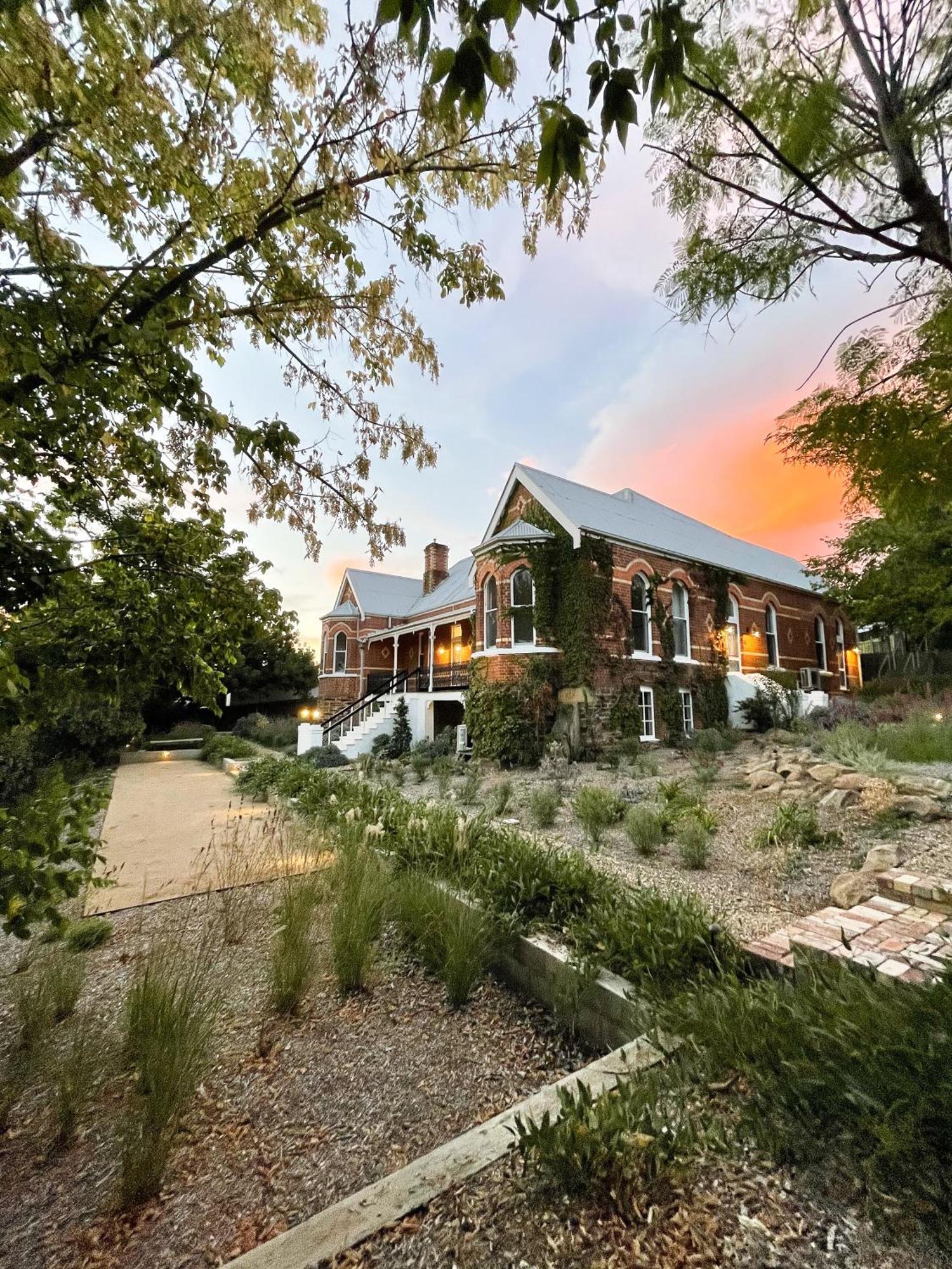 Flash Jacks Of Gundagai Exterior photo